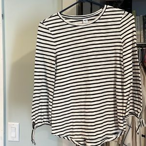 Black and white stripe Old Navy shirt
